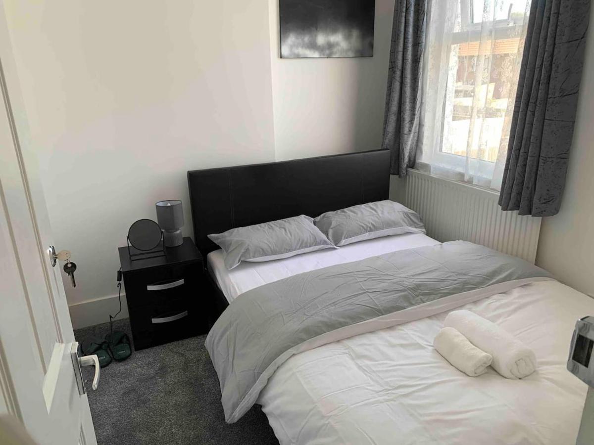 Вілла L A Place Croydon, London Norwood Екстер'єр фото