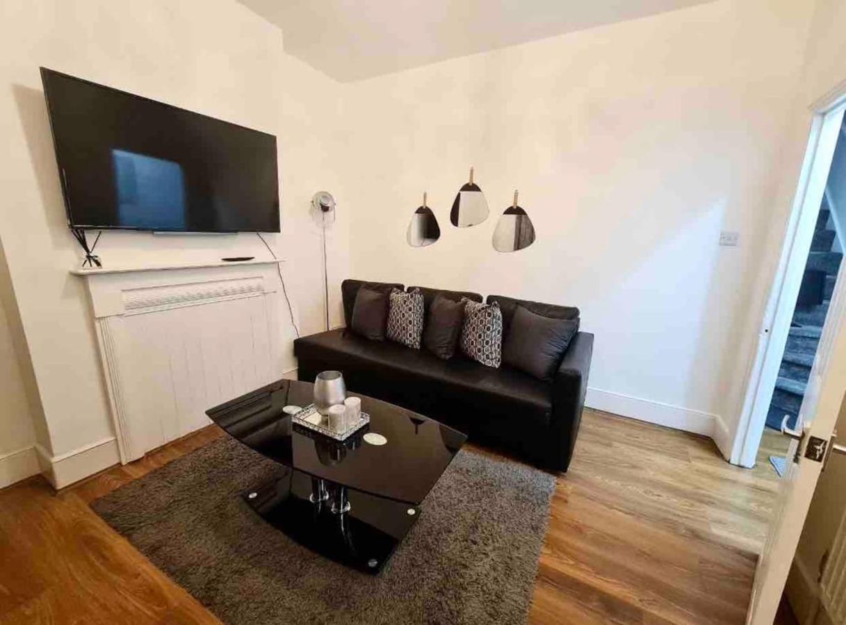 Вілла L A Place Croydon, London Norwood Екстер'єр фото