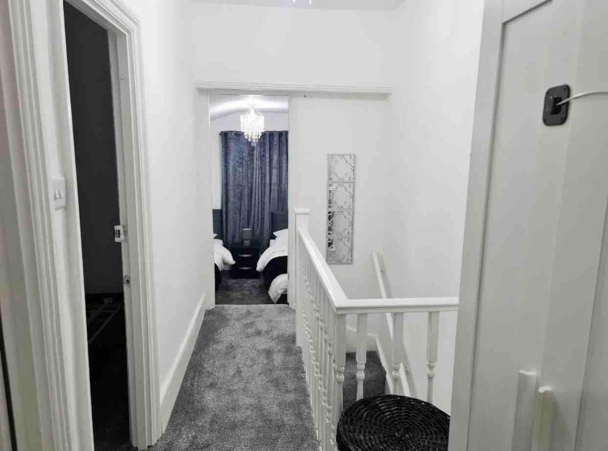 Вілла L A Place Croydon, London Norwood Екстер'єр фото